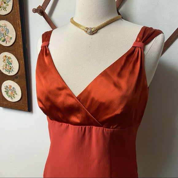 Kenneth Cole • Silk Sleeveless Blouse - Picture 3 of 8